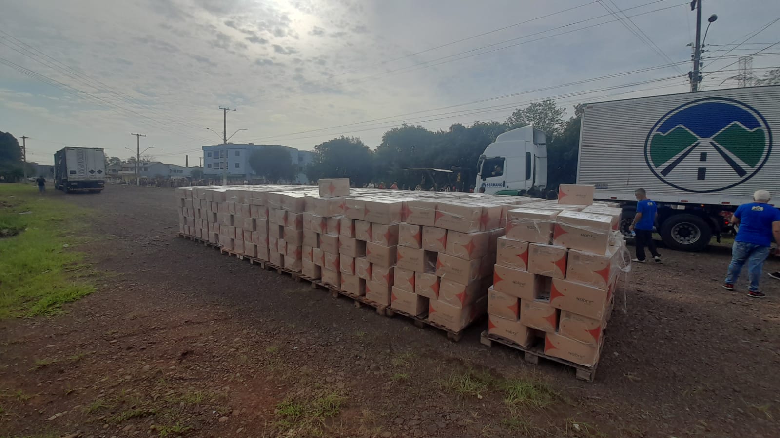 Ação de bispo arrecada e doa milhares de cestas básicas ao Vale do Taquari