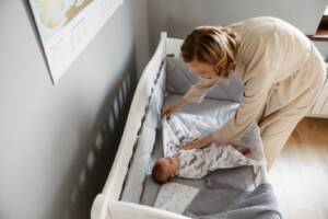 O poder dos 5’s para relaxar seu bebê recém-nascido