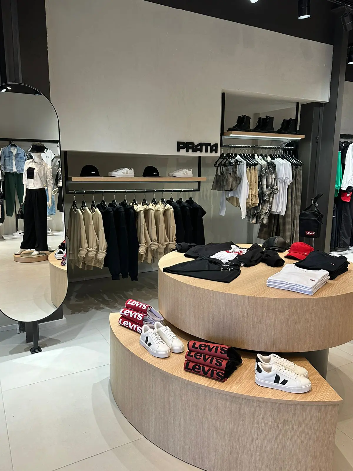 Lojas Pratas inaugura nova unidade em Lajeado com mix de produtos e marcas  famosas