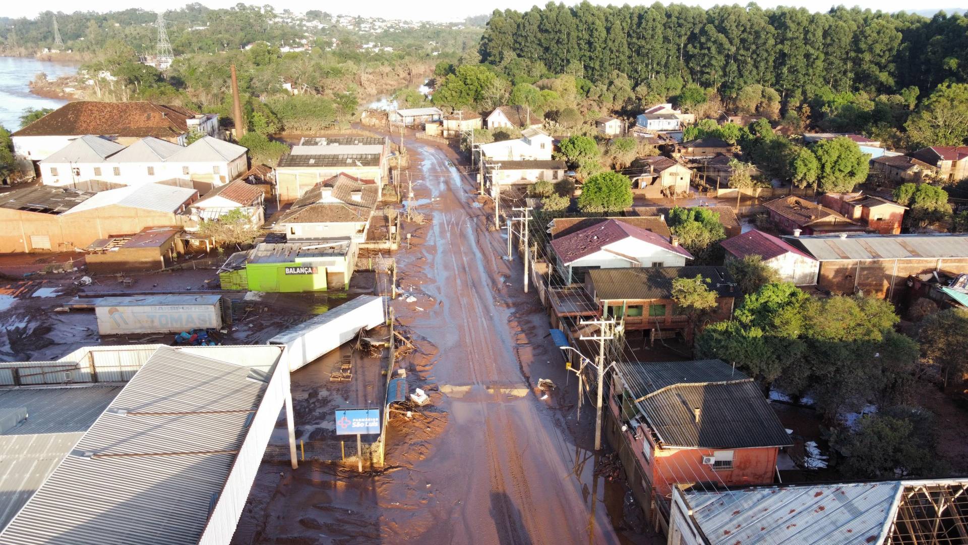 centrolajeado-enchente-agoranovale-2024 (3)