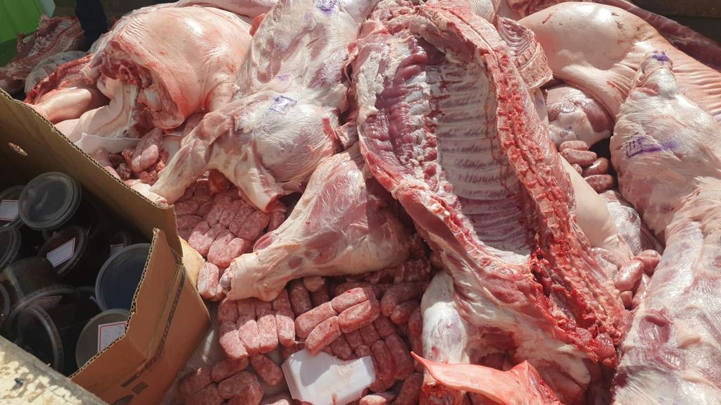 alimentos carne impóprios estragados