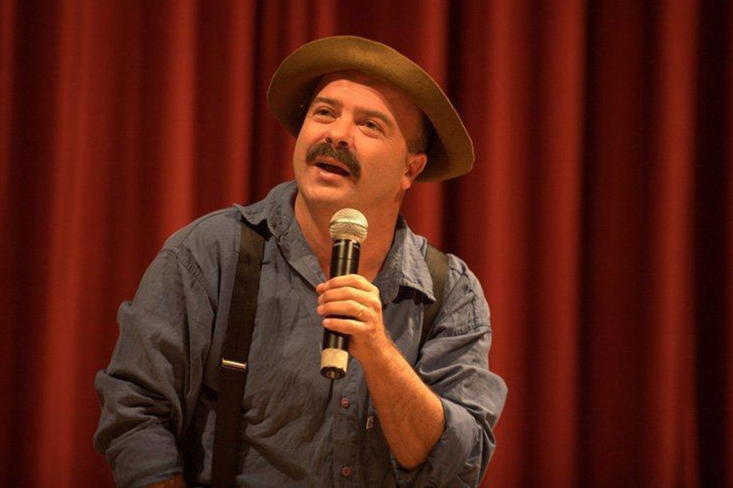 2) Paulinho Mixaria fará um show para divertir toda a família. – Crédito_ Divulgação