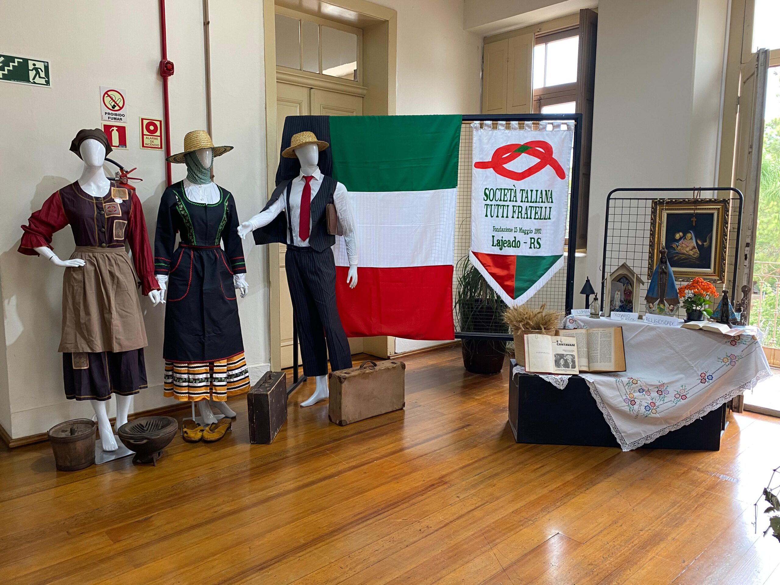 Italianos (2) (1) Exposição Casa de Cultura Lajeado