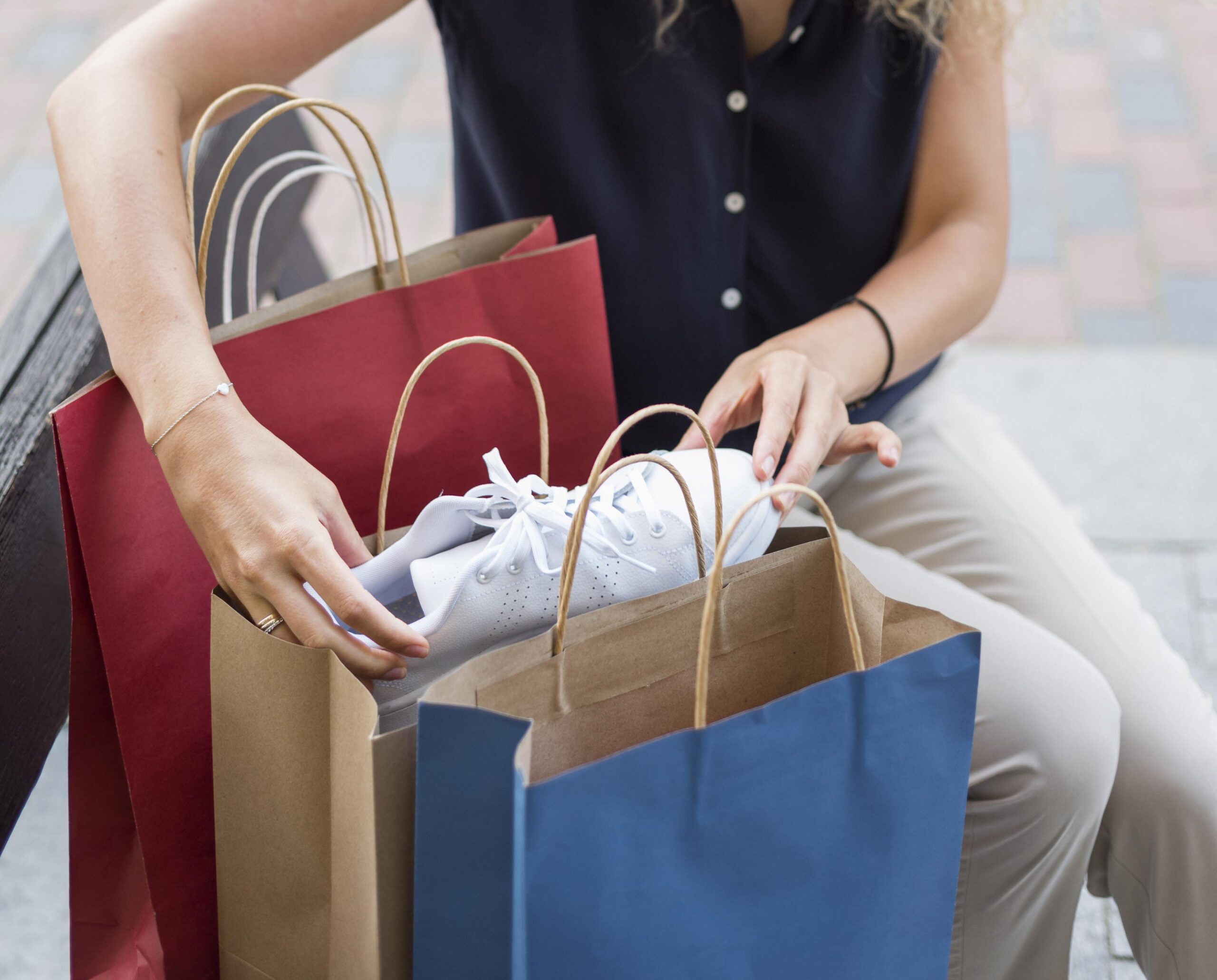 comércio compras FreePik – inadiplência