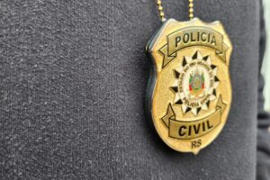 Policia Civil distintivo agora no vale