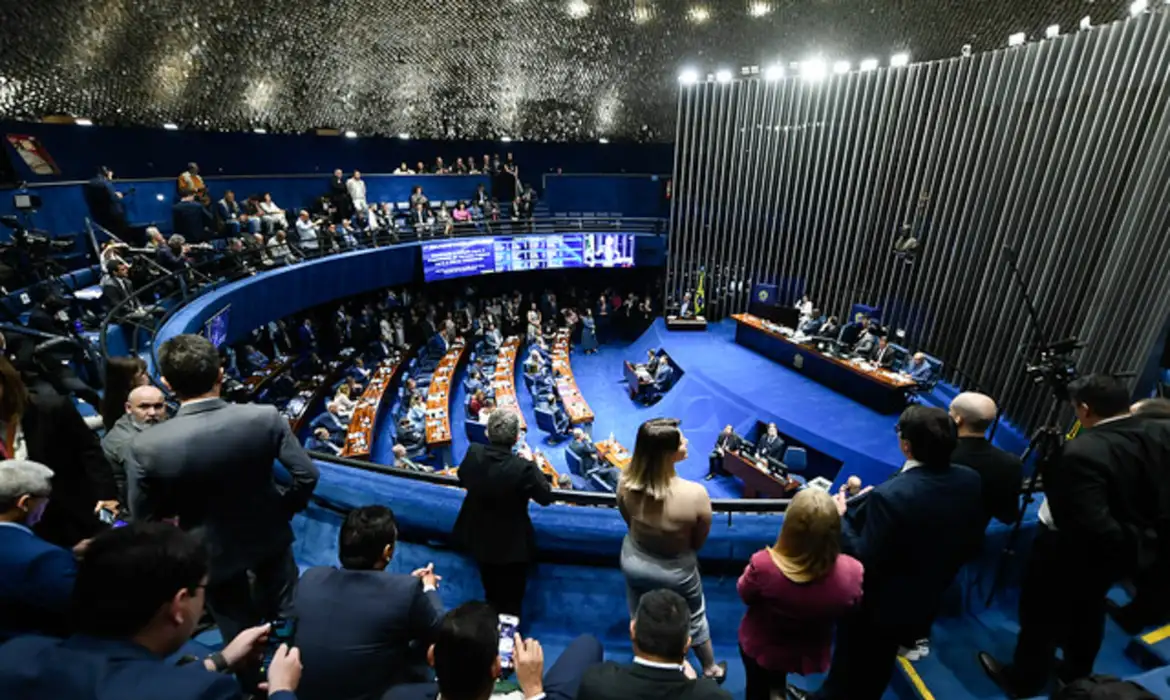 Senado agora no vlae