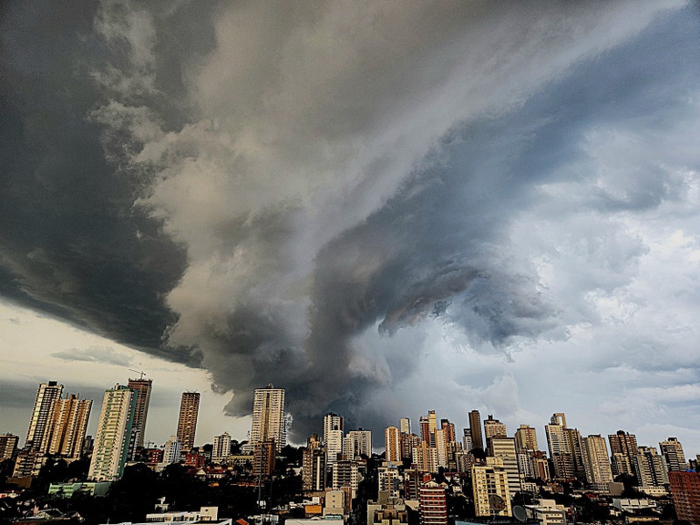 temporal-agoranovale
