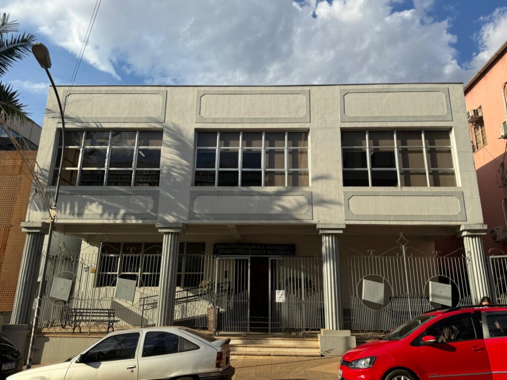 Biblioteca – Lajeado Arquivo