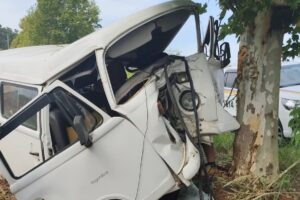Kombi acidente