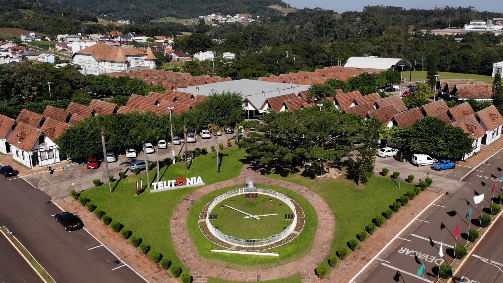 tEUTÔNIA PREFEITURA AÉREA CIDADE