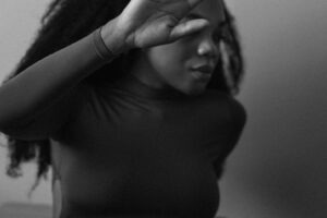violência mulher mulheres negra – FreePik