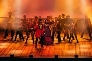 1) O show “Broadway Night’s – O Musical” será realizado no dia 22 de maio, às 21h30, no Teatro Univates. – Crédito Divulgação