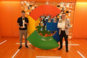 5) Tiago Weizenmann e Tiago Giovanaz, representantes da Univates,em São Paulo – Crédito – Divulgação
