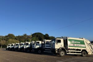 Novos caminhões coleta seletiva Lixo Lajeado