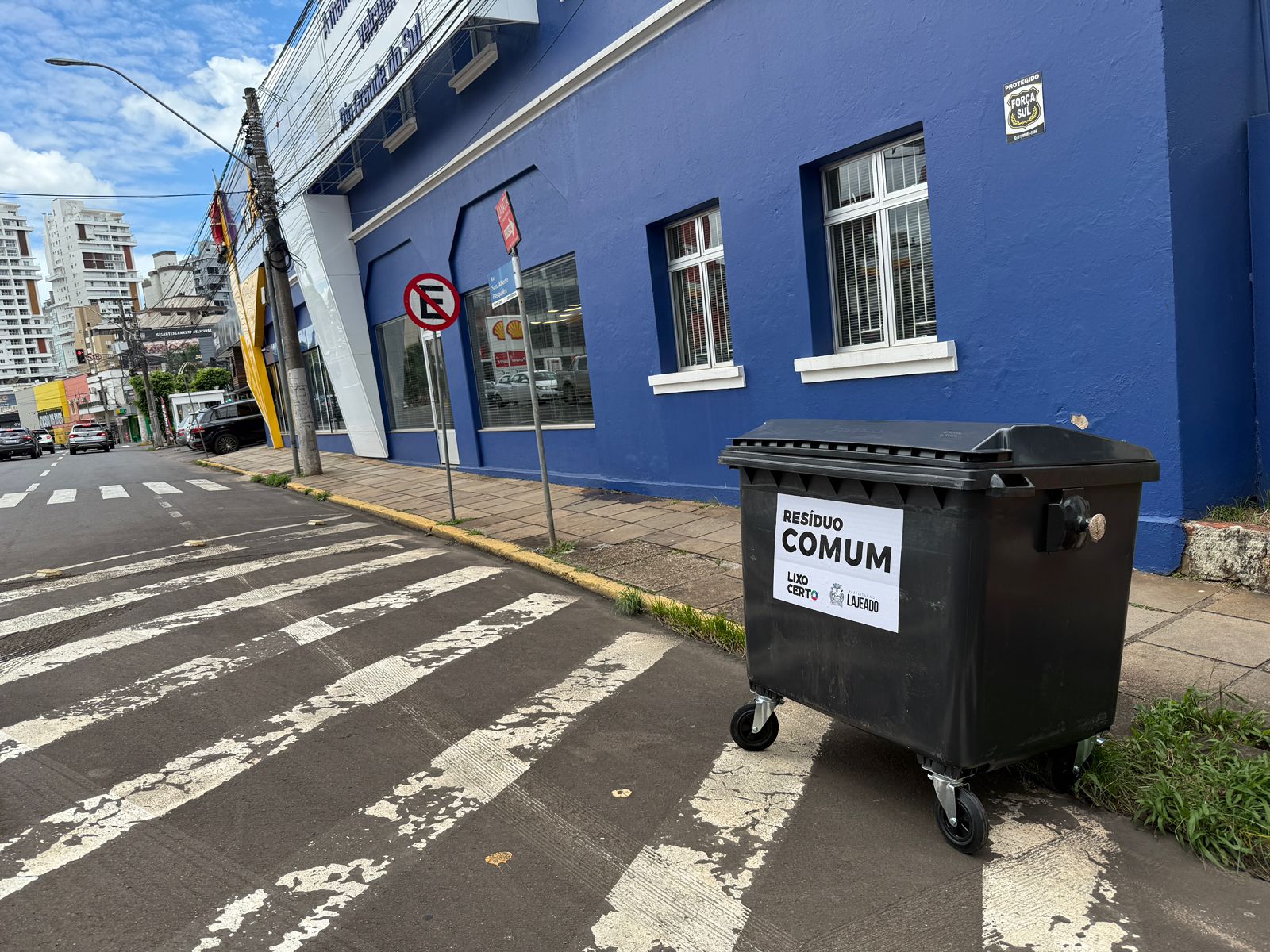novo contêiner de lixo – av Sen Alberto Pasqualini esquina com av Benjamin Constant (1) (1) coleta seletiva Lixo Lajeado