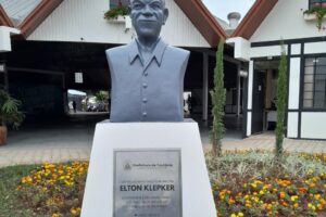 Teutônia homenagem Centro Administrativo (2)