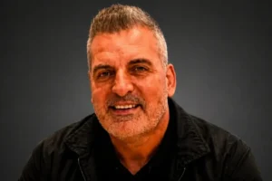 empresario-gaucho-desaparece-em-barcelona-apos-avisar-a-esposa-que-chegaria-em-oito-minutos-www.studio.tv.br-27-05-2026_07_05_24.jpg