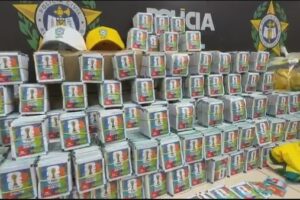 g1-figurinha Copa falsas