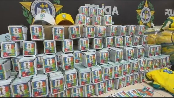 g1-figurinha Copa falsas
