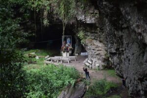 Amturvales Caminho de Lourdes – gruta