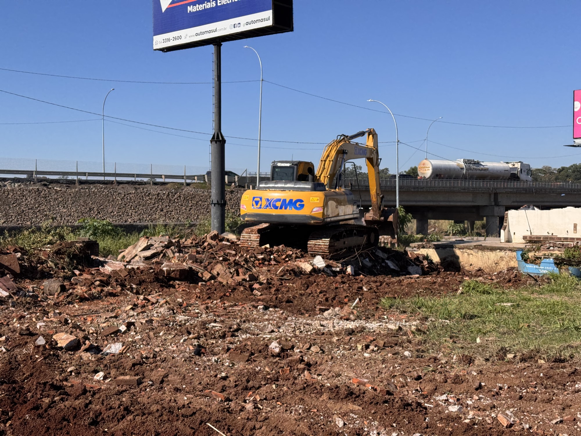 Limpeza de terreno enchente Lajeado zona arraste (1)