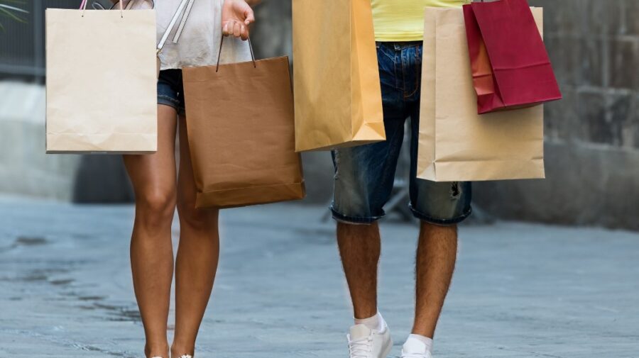 compras namorados FreePik