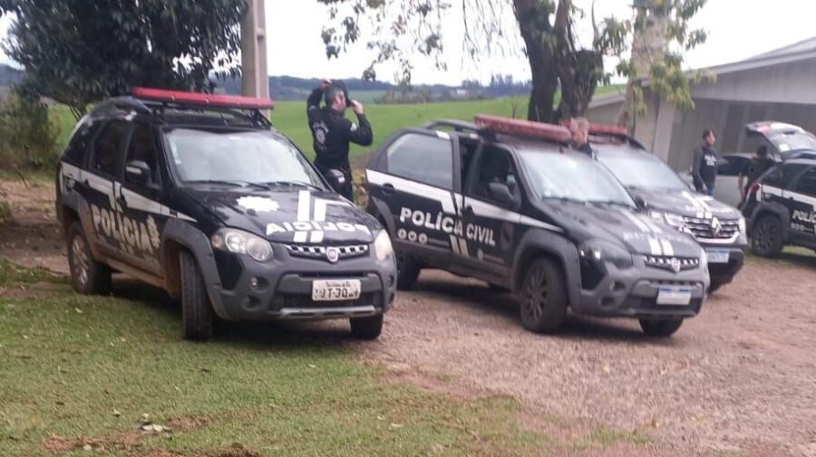 Homem pássaro civil fontoura