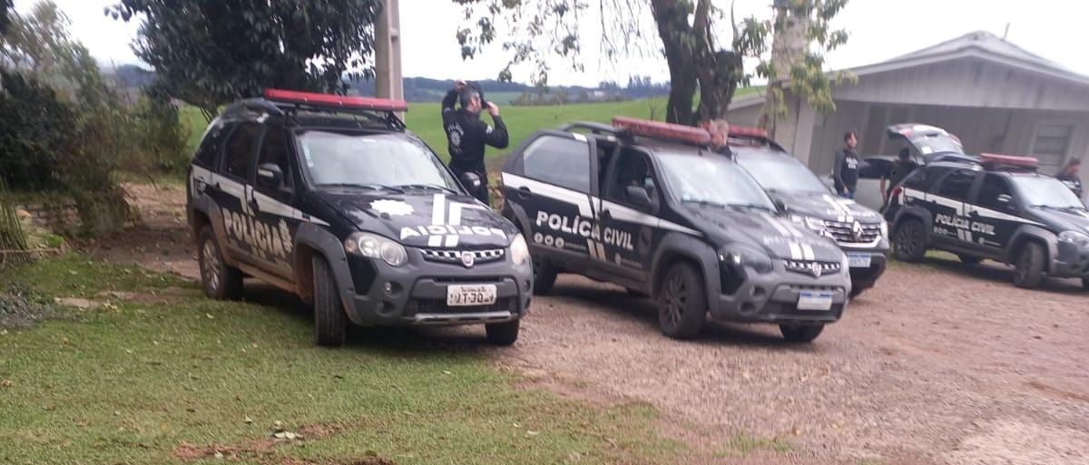 Homem pássaro civil fontoura