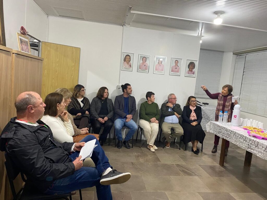 Sala Liga Femininia Combate ao câncer Encantado (1)