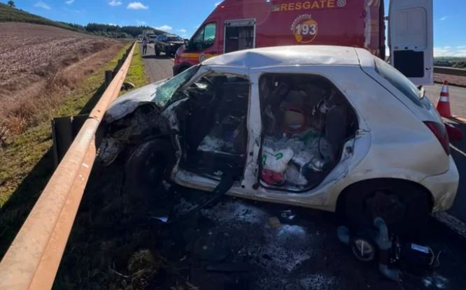 acidente carro Lagoa Vermelha