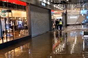 aeroporto teto desaba Salgado Filho
