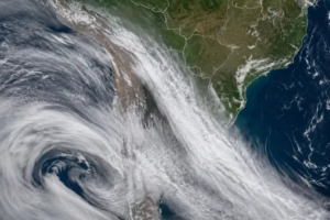 rio-atmosferico tempestade