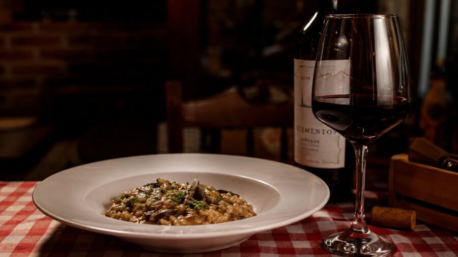 vinho risotto comida italiana